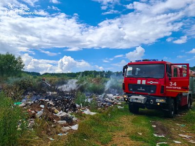 Стихійні сміттєзвалища горять на Вінниччині