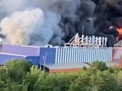 «Шахед» влучив в “Епіцентр” у Кривому Розі: виникла масштабна пожежа