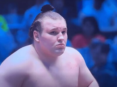 Переміг, попри травму. Сумоїст з України втретє здобув Кубок Імператора у Японії