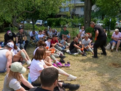Після удару по Київщині киян навчали зупиняти критичні кровотечі