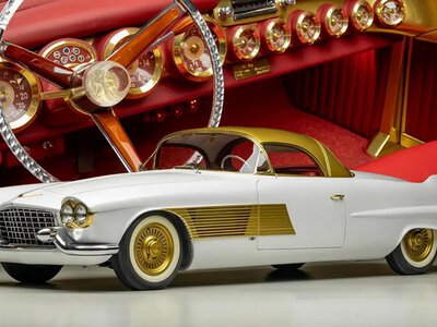 Один із найефектніших Cadillac Elegante 1955 із золотим оздобленням виставили на аукціон (ФОТО)