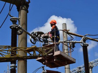 У двох громадах Полтавщини без світла залишилися близько 870 абонентів