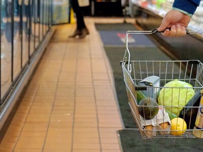  Музика і збільшені кошики: як супермаркети змушують купувати більше 