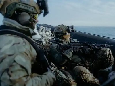 Спецпризначенці захопили човен РФ і взяли в полон п’ятьох росіян