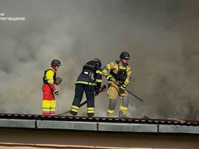 У Чернігові завершили ліквідацію наслідків російського удару (Фото)