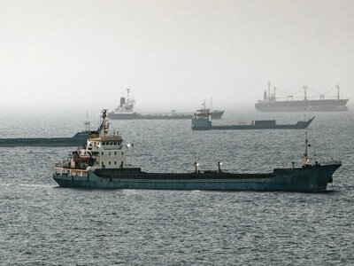 Нафтовий ринок знову лихоманить через Ормузьку протоку і Червоне море