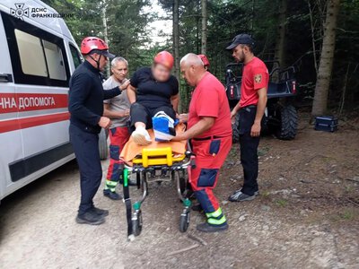 Рятувальники тричі виїжджали на допомогу туристам у Карпатах
