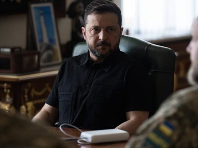 У мене немає часу слухати одну сторону, а потім іншу: Зеленський пояснив кадрові перестановки