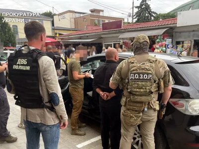 У Рівному затримали чоловіка, якого підозрюють в організації незаконного переправлення ухилянтів до Румунії