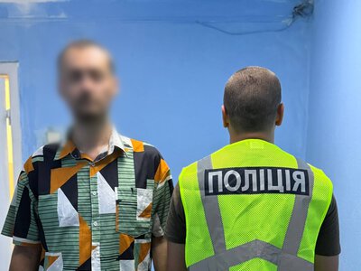 У Києві чоловік спалив авто психолога через образу