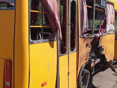 Росіяни атакували маршрутку в Слов’янську: дві жінки дістали поранень