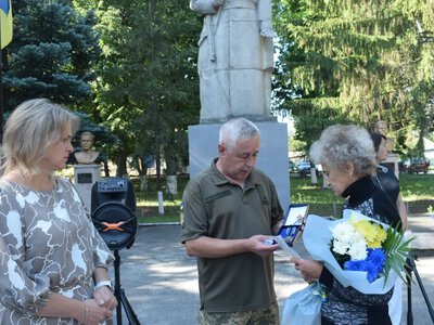 Захисника з Великої Багачки Володимира Пипка посмертно відзначили військовою нагородою