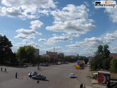 Фірма з Миколаєва ремонтуватиме центральну вулицю райцентру на Житомирщині