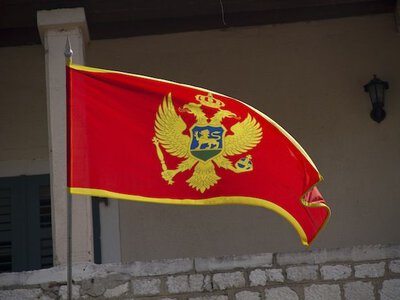 Чорногорія скасовує безвіз для росіян і білорусів з 1 листопада