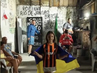 Легендарний Роналдінью захопився виступом гімнастки з України