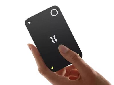 Ugreen FineTrack Slim Duo 2: розумна карта замість AirTag, але з незручною правдою про батарею