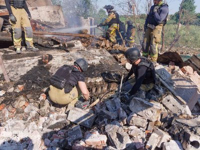 Росіяни вдарили КАБами по Біленькому на Донеччині, є загиблі