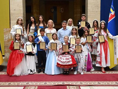 У Закарпатській ОВА привітали учасників та переможців конкурсу «Міні Міс & Міні Містер Закарпаття»