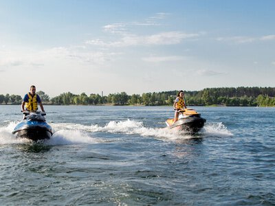 Читать: У Вінниці водій гідроциклу травмував плавця і втік