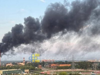 У Підмосков’ї спалахнули завод і склади. Місцева влада заявила про атаку понад 390 БпЛА