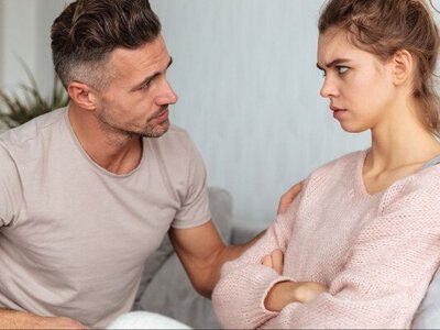 Чому не треба скаржитися на чоловіка: : чесний погляд на сімейні стосунки