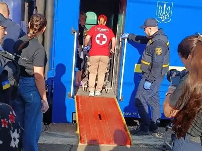 Евакуаційним потягом на Рівненщину прибули 39 жителів Донеччини та Дніпропетровщини