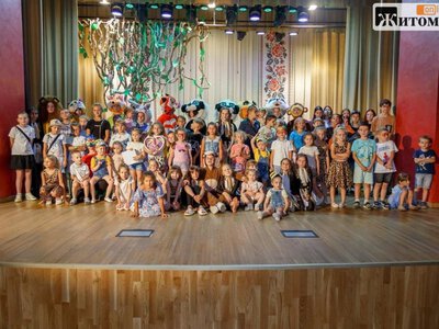 У місті Житомирської області відбулася благодійна вистава «Нова справа Звірополіса» для дітей