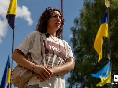 «Є відчуття страху, що тебе шукає російський дрон і хоче вбити»: постраждала на кладовищі у Сновську – про свій стан
