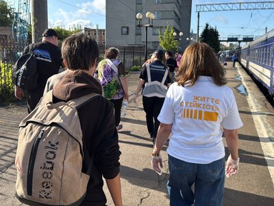 Рівненщина прийняла 12-й евакуаційний поїзд із жителями Донеччини та Дніпропетровщини