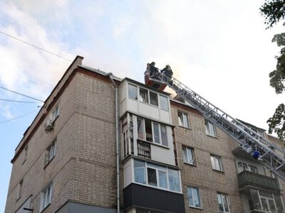 Російський БПЛА влучив у житловий будинок в Харкові, постраждали цивільні