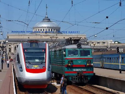 Укрзалізницю розділять на кілька компаній: Чи стане реформа першим кроком до приватизації?