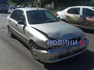У Миколаєві Mitsubishi врізався в Daewoо і перекрив дорогу