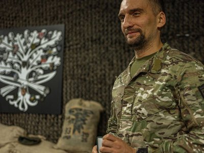 Комбриг 93 ОМБр Крутков повернувся на посаду: Сирський готував звільнення, Драпатий його зупинив