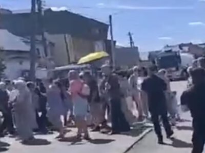 На Львівщині люди перекрили дорогу через спиртзавод