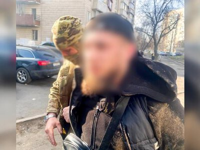 Судитимуть киянина, який постачав наркотики на Рівненщину