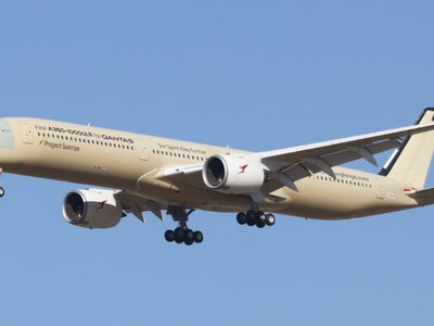 Найновіший літак Airbus провів в небі понад добу