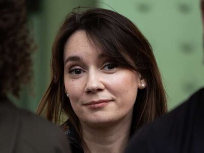 Франция готовит депортацию экс-главы RT France, которую обвиняют в дезинформации