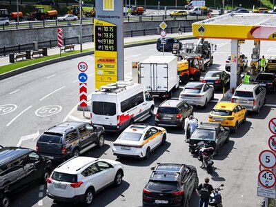 У росії можуть продовжити заборону на експорт дизпалива ще на місяць, але розраховують на відновлення ринку — Reuters