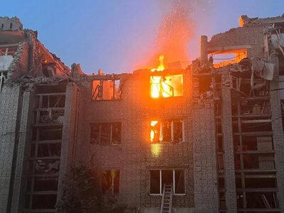 Ракети влучили у житлові будинки у Львові: кількість травмованих росте, під завалами - люди