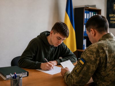 До 31 липня 17-річним юнакам необхідно стати на військовий облік - Рівненська ОДА