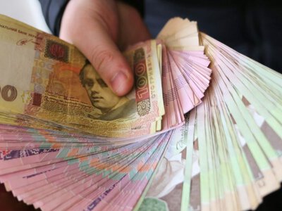 Середня зарплата в Україні продовжила зростати: яка ситуація на Закарпатті — PMG.ua