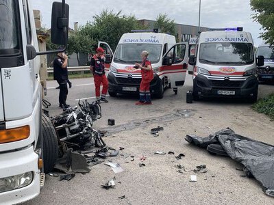 У Вінниці вранці сталася смертельна дорожньо-транспортна пригода за участю вантажного автомобіля та мотоцикла