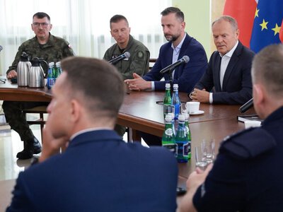 Туск на нараді з військовими: Ми були готові збити ракету, тримаємо контакт з НАТО