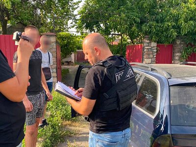 На Миколаївщині затримали 17-річного юнака за збут психотропів через месенджер