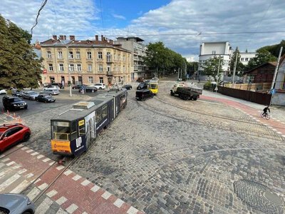 На площі Лема у Львові замінять трамвайну стрілку