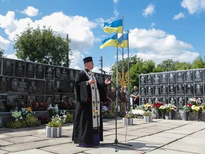 Меморіальні дошки на честь 27 Захисників України відкрили на Рівненщині