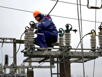 Херсон постійно знеструмлений через ворожі обстріли