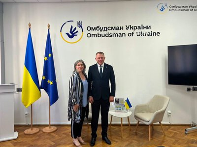 Канада вивчає ситуацію з правами людини на Закарпатті: у регіоні обговорили захист ветеранів, дітей та нацменшин