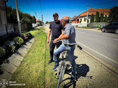 Безпека як звичка: рятувальники Ужгородщини та Тячівщини провели інформаційні рейди для містян