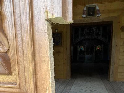 На Стрийщині чоловік намагався підпалити будинок односельців та проник до церкви: поліція повідомила про підозру